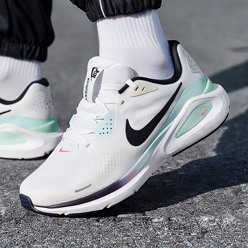 ใหม่ไนกี้ เมนส์ บรีธเอเบิล เมช - Men Shoes Size Nike บทวิจารณ์และราคา