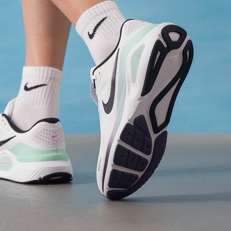 ใหม่ไนกี้ เมนส์ บรีธเอเบิล เมช - Men Shoes Size Nike บทวิจารณ์และราคา