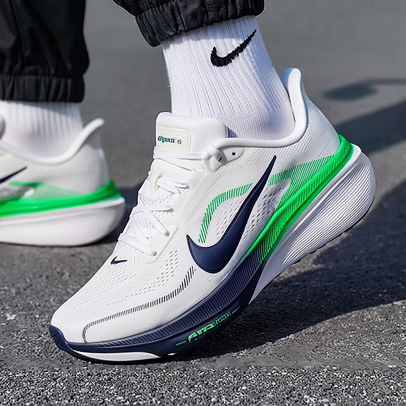 รองเท้าวิ่งสำหรับผู้ชาย NIKE A - Men Shoes Size Nike บทวิจารณ์และราคา