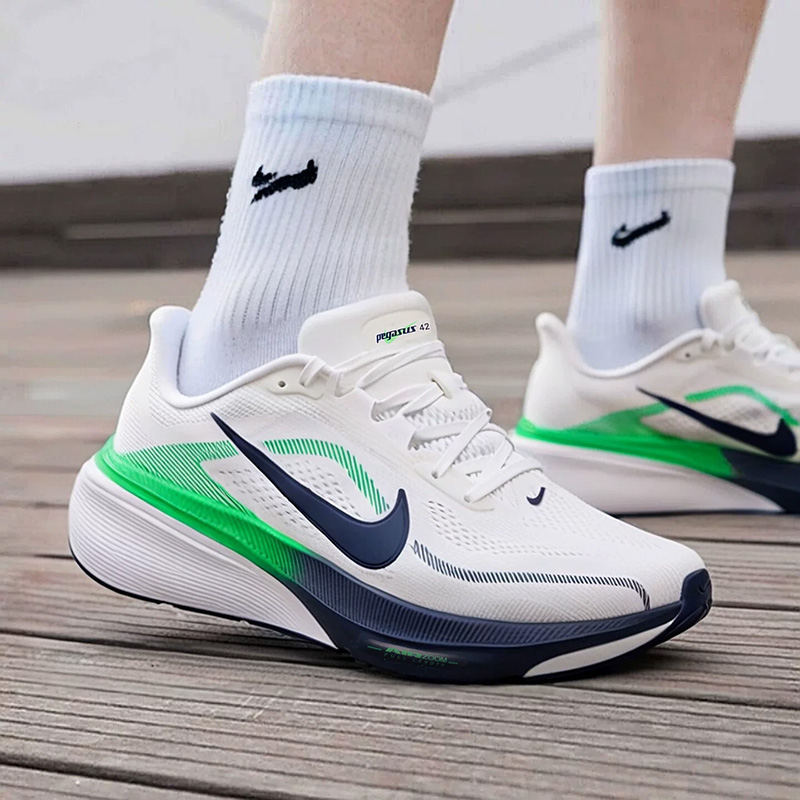 รองเท้าวิ่งสำหรับผู้ชาย NIKE A - Men Shoes Size Nike บทวิจารณ์และราคา