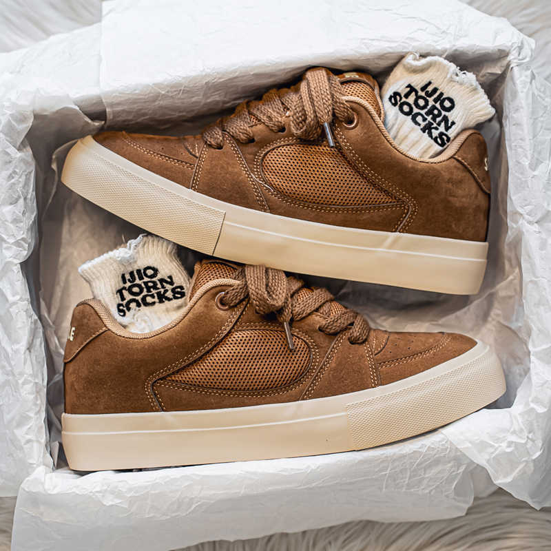 Zimni Legitimate หนังงานแต่งงา - Men'S Shoes Low Top บทวิจารณ์และราคา